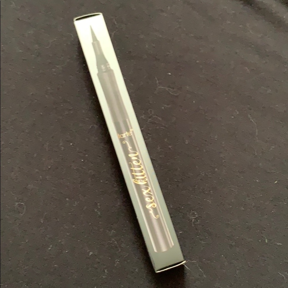 Tarte Sexkitten eyeliner black